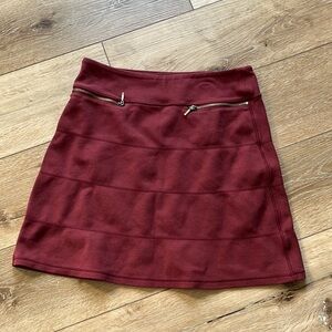 Athleta Strata Burgundy Skirt with Zippered Pocket Detail